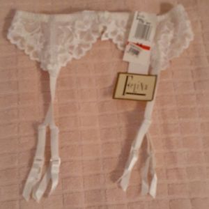 Felina garter belt Petite/Small